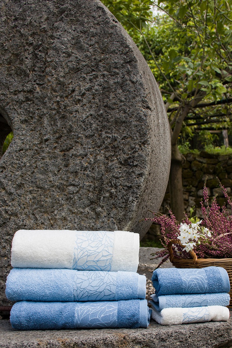 Completo spugna 3+3 Ariel jacquard