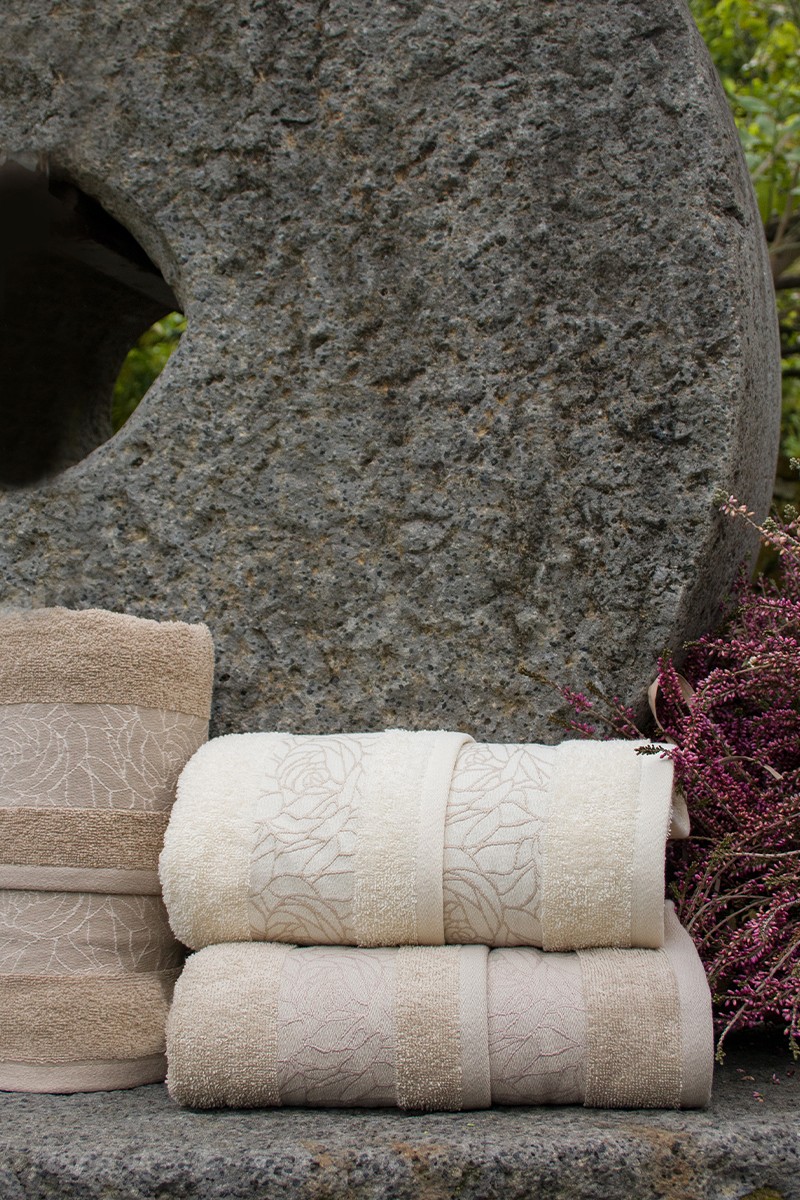 Completo spugna 3+3 Ariel jacquard